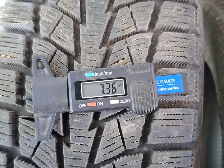 Opel Corsa D (2006 - 2010) BRIDGESTONE Зимняя шина R15 — фото 8