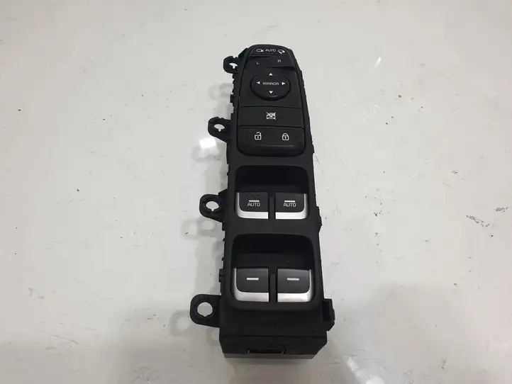 Kia Niro (2016 - ) 93570G5200 Кнопка стеклоподъемников — фото 1