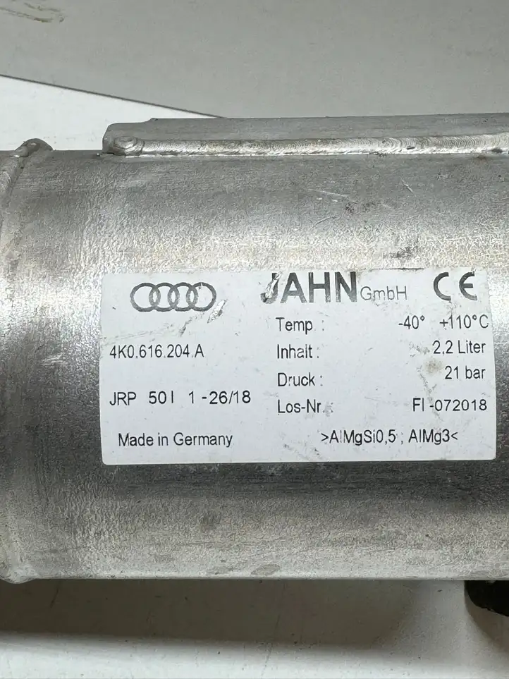 Audi A7 S7 4K8 (2018 - ) 4K0616204A Вакуумный ресивер — фото 4