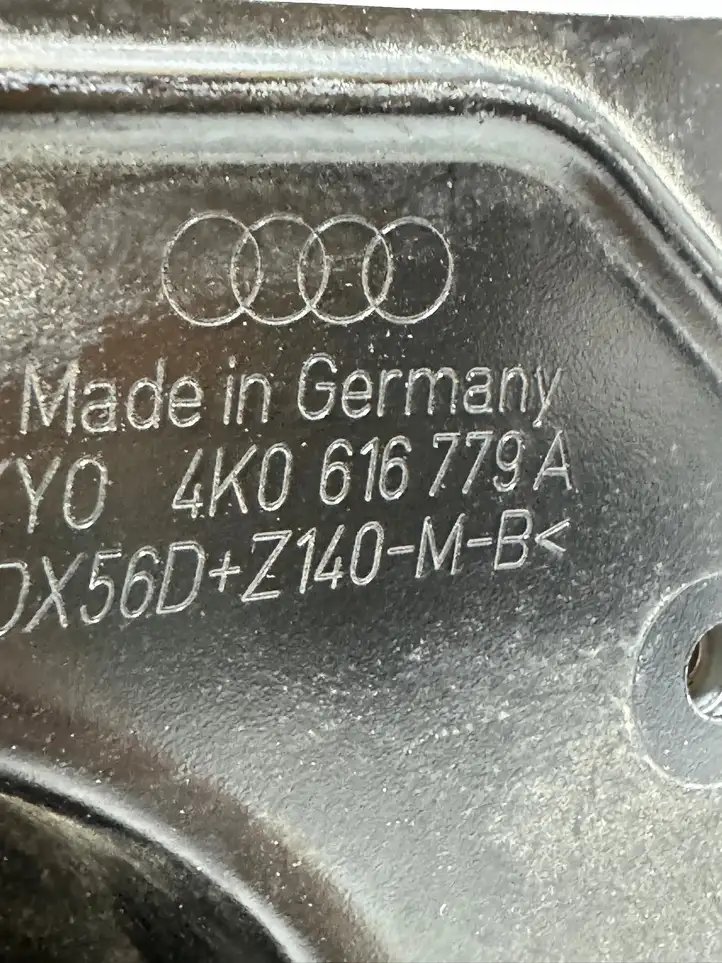 Audi A7 S7 4K8 (2018 - ) 4K0616203A Вакуумный ресивер — фото 2