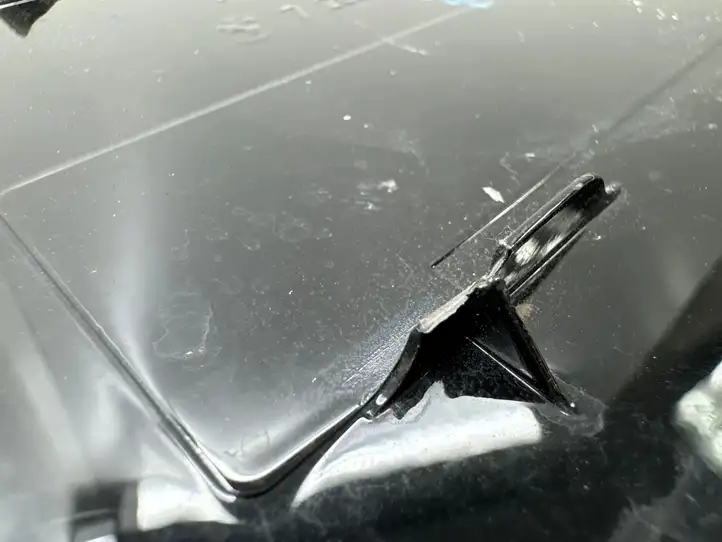 BMW i3 (2013 - ) 67010002 Крышка зарядного разъема — фото 6