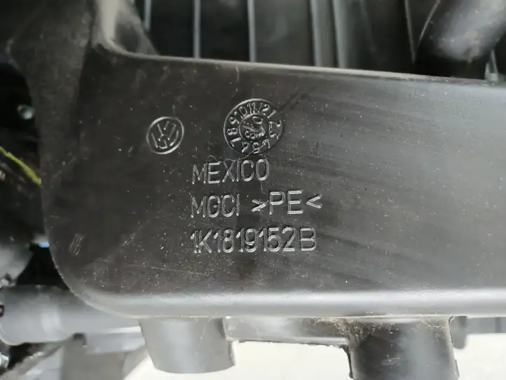 Volkswagen Golf V (2003 - 2009) 1K1820003QK Комплект системы вентиляции салона — фото 3