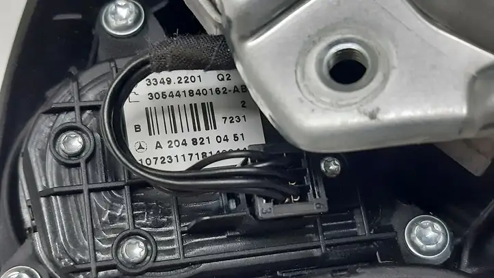 Mercedes-Benz C W204 (2007 - 2014) A2048210451 Подушка безопасности руля — фото 14