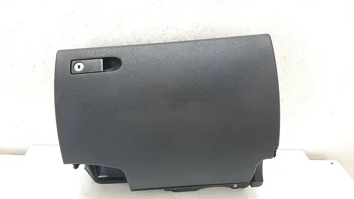 Mercedes-Benz C W204 (2007 - 2014) A2046802691 Вещевой ящик — фото 1