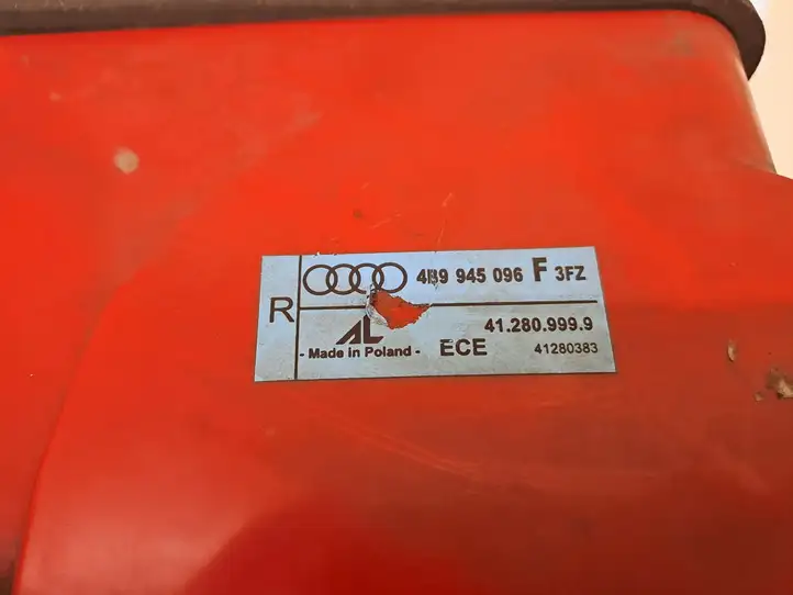 Audi A6 Allroad C5 (2000 - 2006) 4B9945096F Задний фонарь в кузове — фото 10