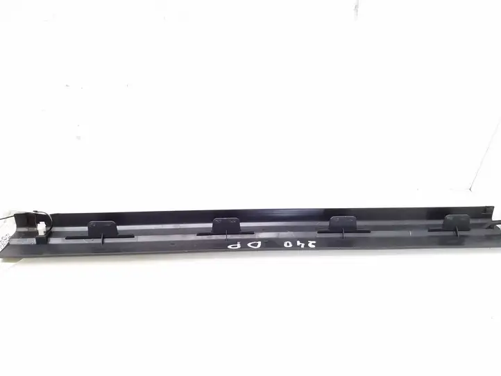 Mercedes-Benz CLS C218,X218 (2011 - 2017) 2126860236 Внутренняя отделка переднего порога — фото 2