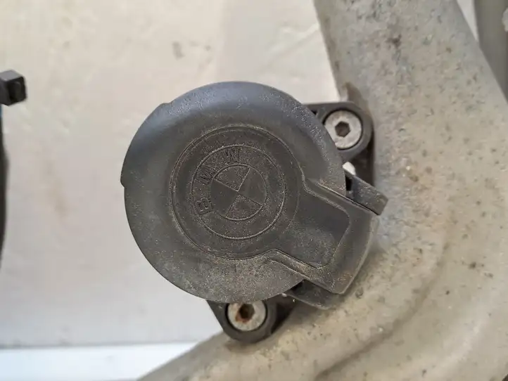 BMW 3 F30 F35 F31 (2012 - 2018) 55R013895 Комплект буксировочного крюка — фото 11