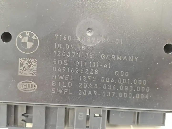 BMW 3 F30 F35 F31 (2012 - 2018) 55R013895 Комплект буксировочного крюка — фото 14