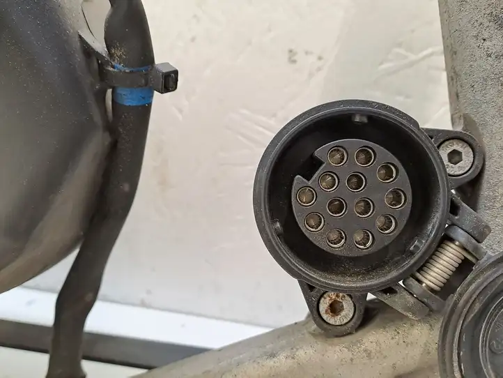 BMW 3 F30 F35 F31 (2012 - 2018) 55R013895 Комплект буксировочного крюка — фото 17