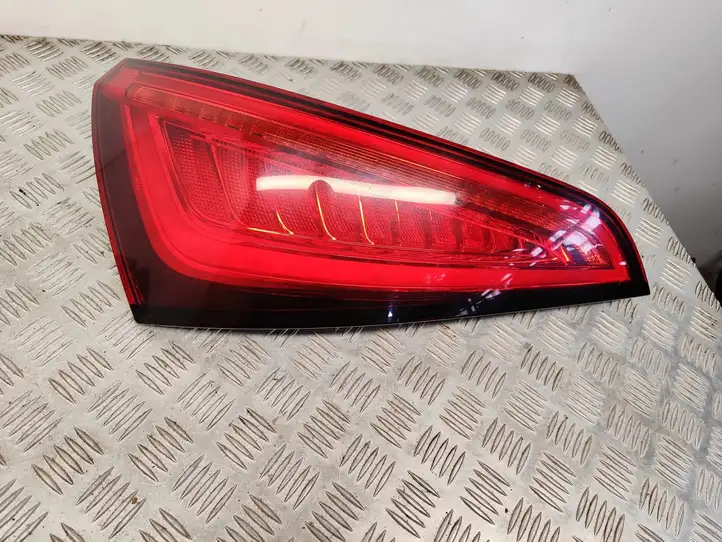 Audi Q5 SQ5 (2012 - 2017) 8R0945093C Задний фонарь в крышке багажника — фото 1