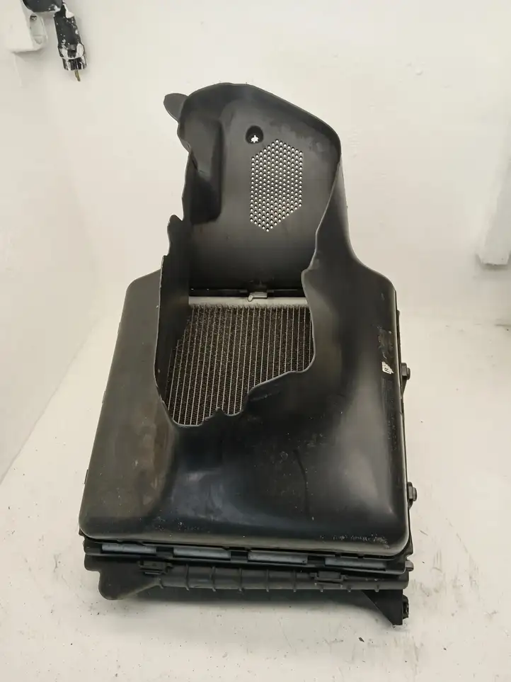 Porsche 911 991 (2011 - 2019) 99110615602 Дополнительный радиатор охлаждения — фото 1