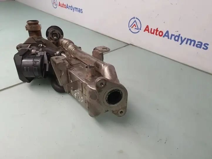 BMW 3 F30 F35 F31 (2012 - 2018) 7823210 Охладитель клапана EGR — фото 2