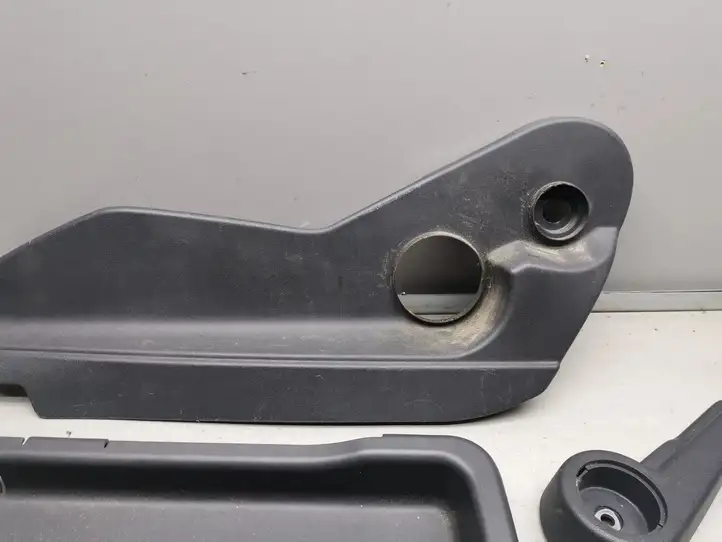 Toyota Yaris (2005 - 2009) 5216108H Ручка регулировки сиденья — фото 9