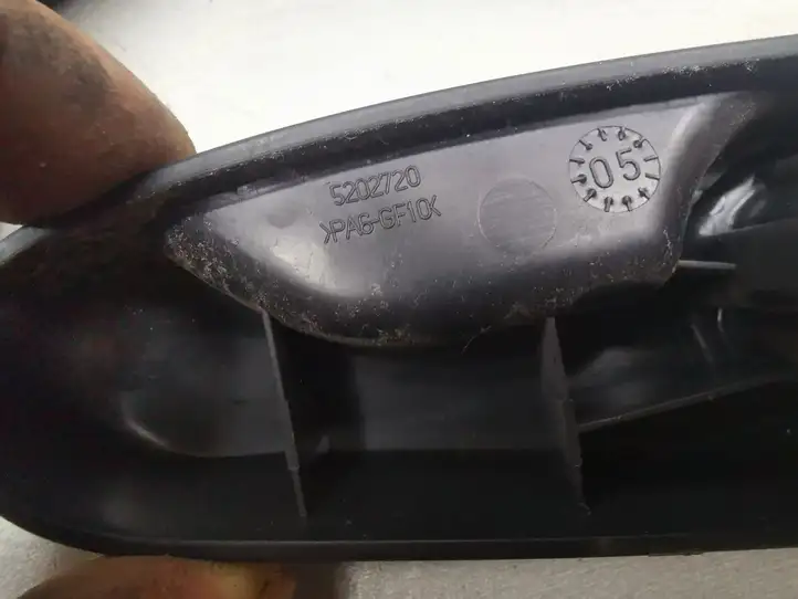 Toyota Yaris (2005 - 2009) 5216108H Ручка регулировки сиденья — фото 10