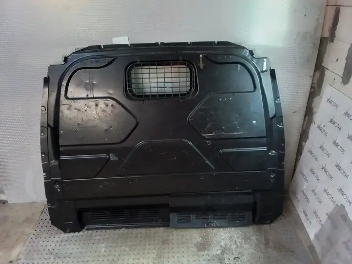Ford Transit Custom (2014 - ) Панель багажника — фото 5