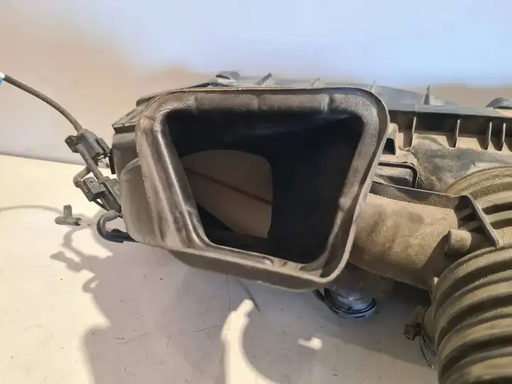 Porsche 911 991 (2011 - 2019) 99111002001 Корпус воздушного фильтра — фото 9