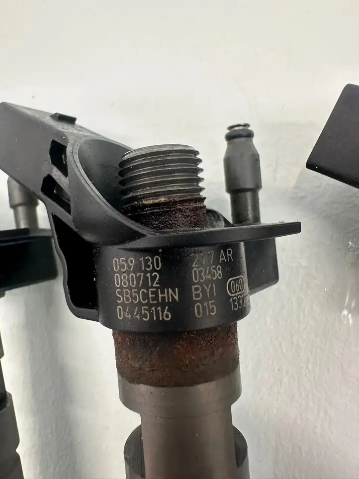 Audi A4 S4 B8 8K (2007 - 2011) 059130277AR Комплект жиклеров ГБО — фото 6