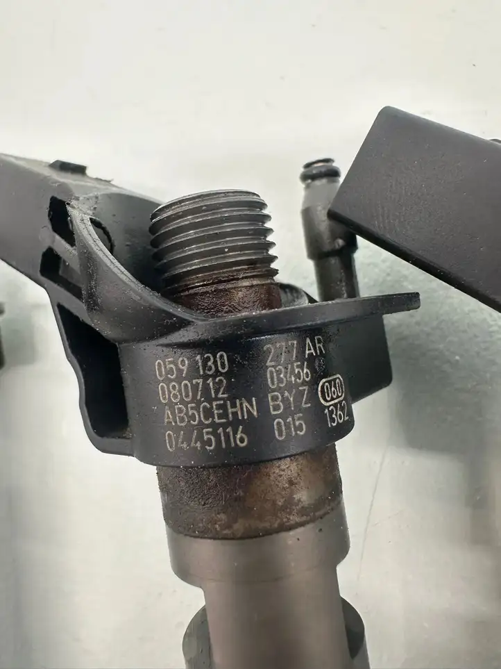 Audi A4 S4 B8 8K (2007 - 2011) 059130277AR Комплект жиклеров ГБО — фото 7
