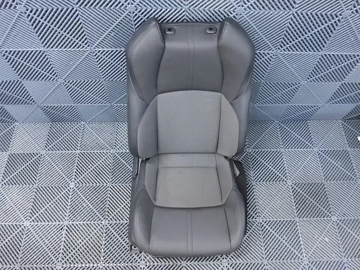 Toyota Corolla Cross (2021 - ) 7107316A70C2 Переднее сиденье пассажира — фото 2