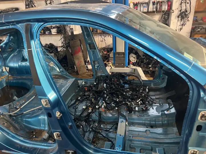 Dacia Spring (2021 - ) Другая часть кузова — фото 1