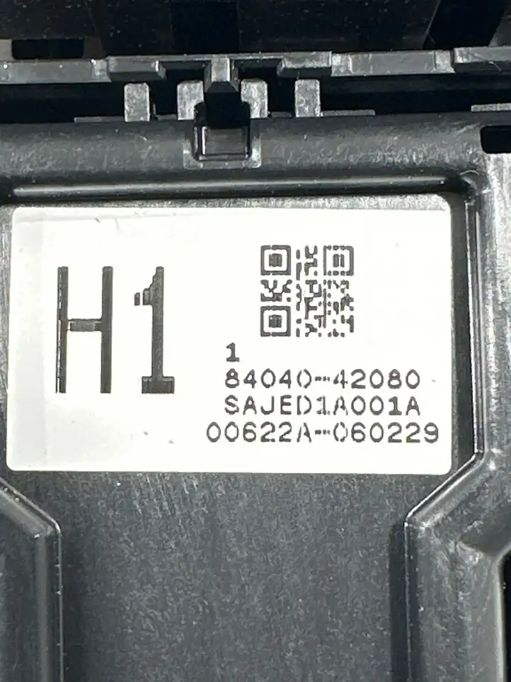 Toyota RAV 4 (XA50) (2018 - ) 8404042080 Кнопка стеклоподъемников — фото 5