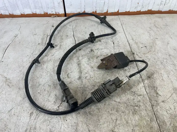 Opel Insignia A (2008 - 2017) 13356764 Проводка переднего датчика ABS — фото 1