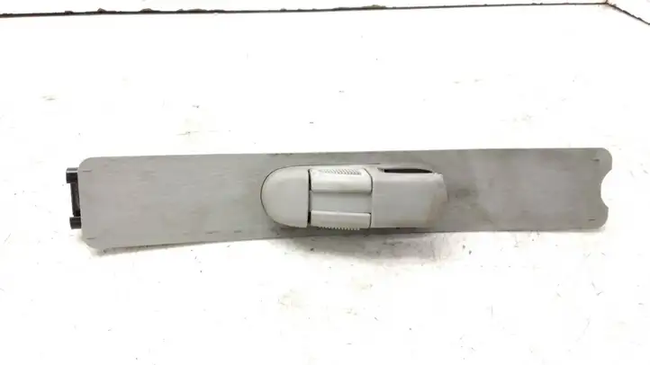 Ford Maverick (2004 - 2007) Регулятор ремня безопасности — фото 1