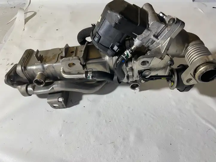 BMW 3 F30 F35 F31 (2012 - 2018) 1171 Кронштейн охладителя EGR — фото 6