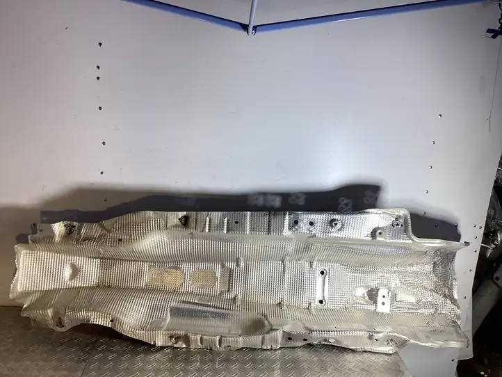 Volkswagen Tiguan (2016 - 2020) 5QS825661B Теплоизоляция (теплозащита) — фото 1