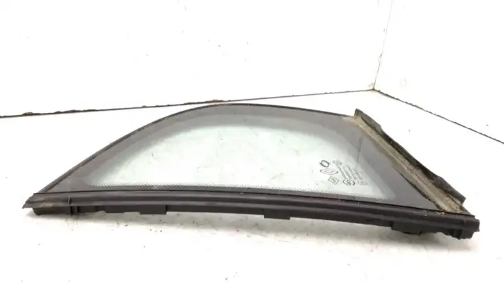 Renault Latitude (L70) (2010 - 2014) 43R000070 Форточка двери — фото 5