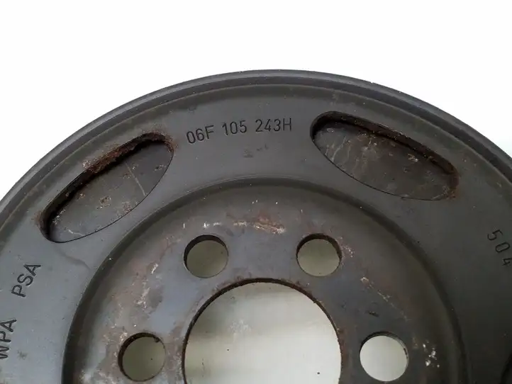 Audi A4 S4 B7 8E 8H (2004 - 2009) 06F105243H Шкив коленчатого вала — фото 5