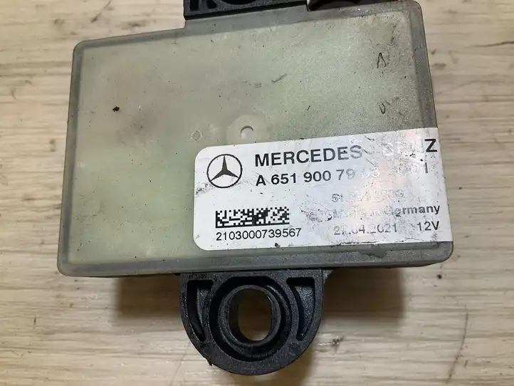 Mercedes-Benz Sprinter W906 (2006 - 2018) A6519007903 Реле накала свечей — фото 2