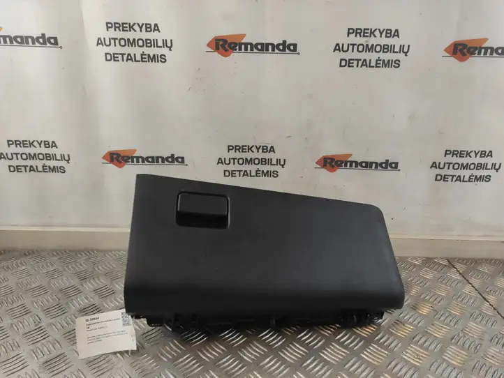 Toyota Prius (XW50) (2015 - ) 5555247110 Крышка бардачка — фото 1
