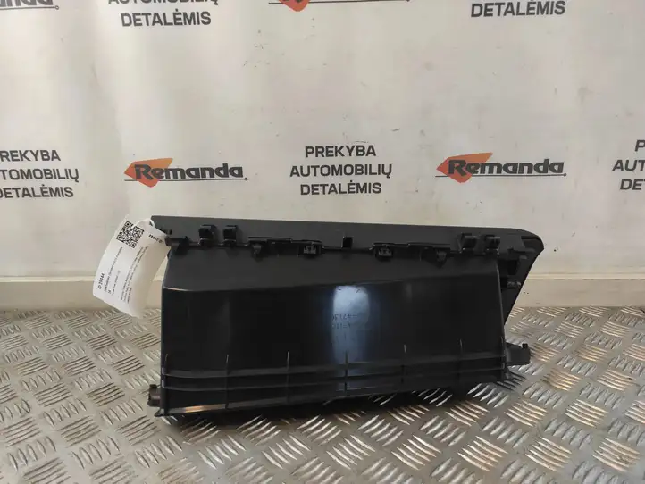 Toyota Prius (XW50) (2015 - ) 5555247110 Крышка бардачка — фото 6