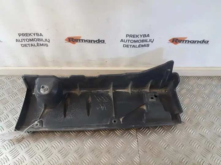 Toyota Prius (XW50) (2015 - ) 6625947010 Защита заднего бампера — фото 3