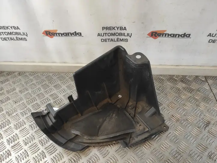 Toyota Prius Prime (2017 - ) 5839847060 Защита заднего бампера — фото 2
