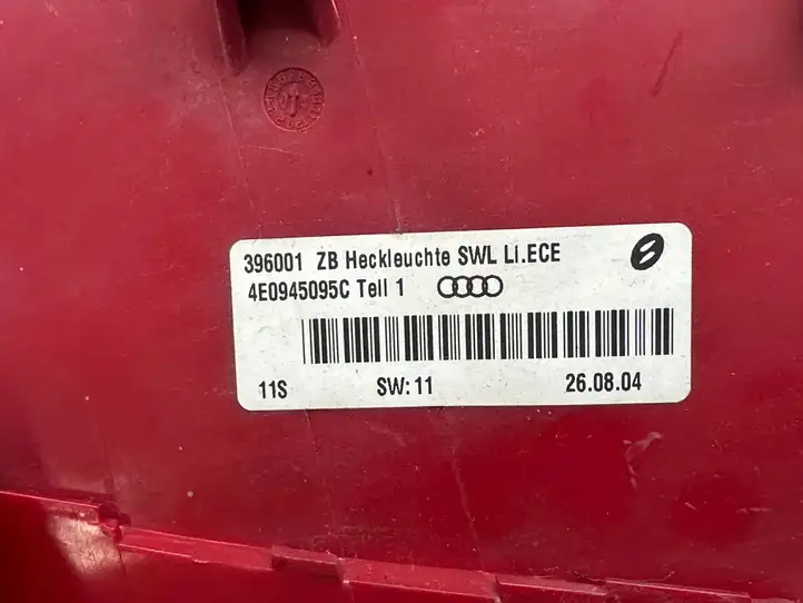 Audi A8 S8 D3 4E (2005 - 2007) 4E0945095C Задний фонарь в кузове — фото 2