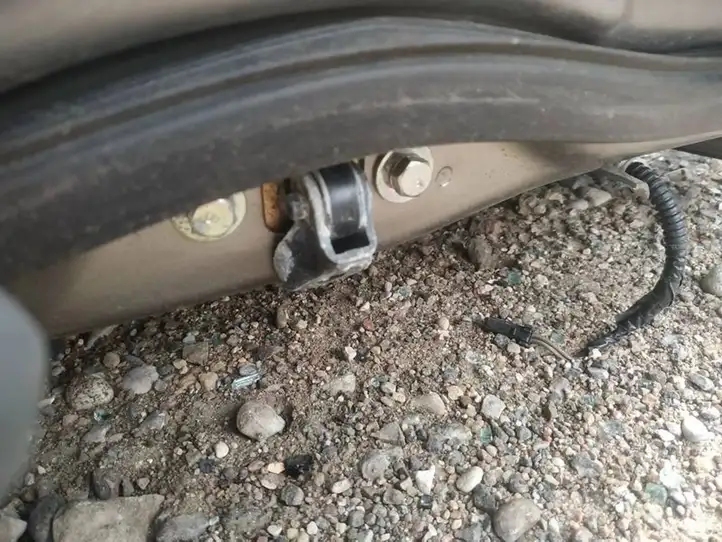 Honda Civic (2006 - 2011) Ограничитель двери — фото 2