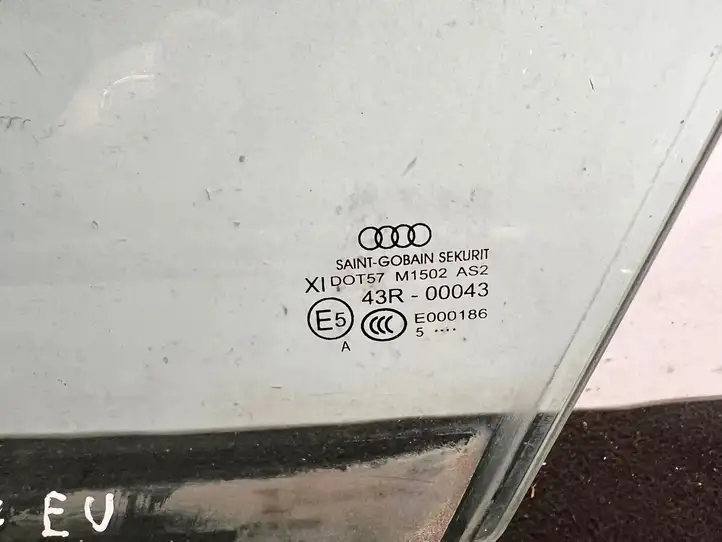 Audi A6 C7 (2014 - 2018) 4G0845021C Стекло передней двери — фото 4