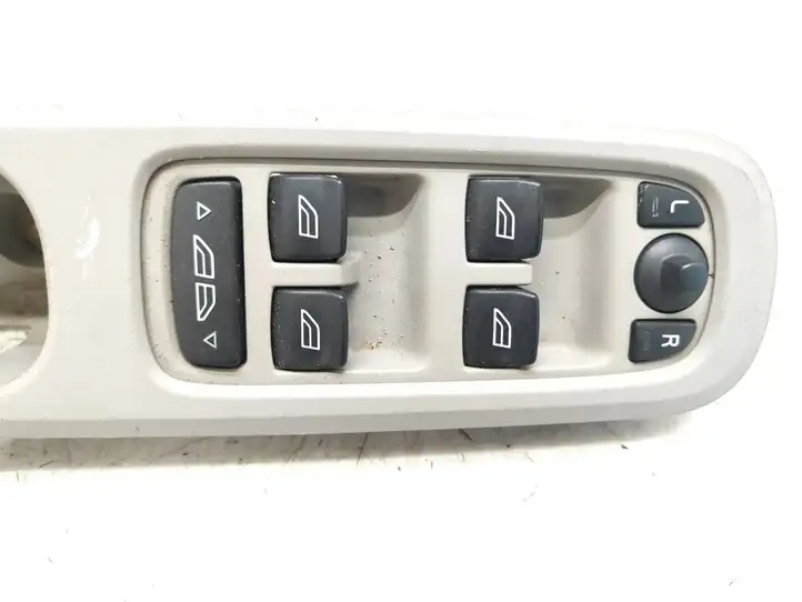 Volvo C70 (2005 - 2009) 30773433 Кнопка стеклоподъемников — фото 8