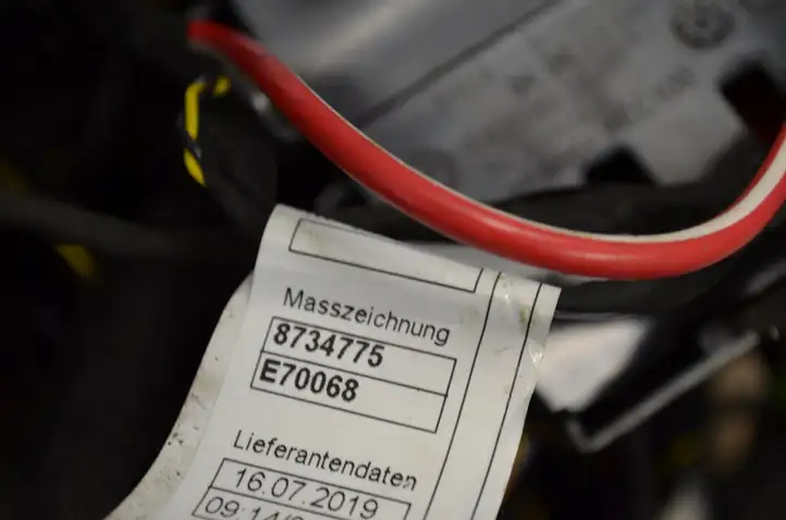 BMW 5 G30 G31 (2016 - ) 8783183 Прочая электропроводка — фото 4