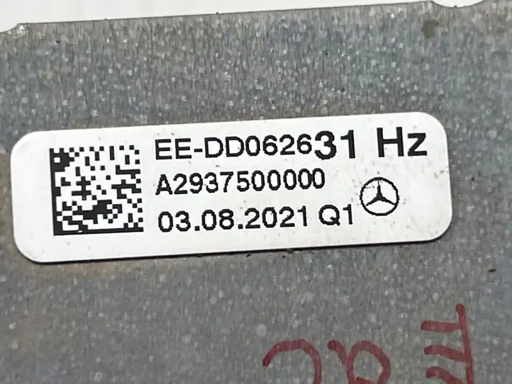 Mercedes-Benz EQC (2018 - ) A2937500000 Буфер крышки багажника — фото 4