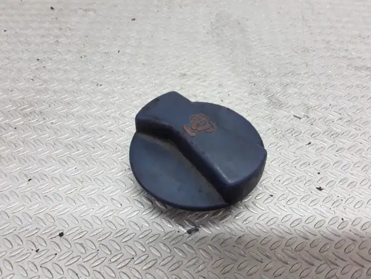 Audi A6 S6 C5 4B (1997 - 2001) 1J0121321B Крышка расширительного бачка — фото 1