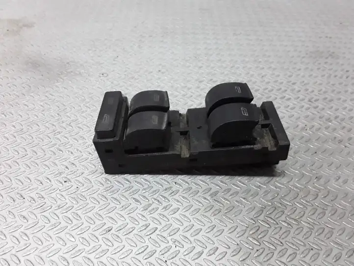 Audi A6 S6 C5 4B (1997 - 2001) 4B0959851 Блок кнопок стеклоподъемников — фото 1