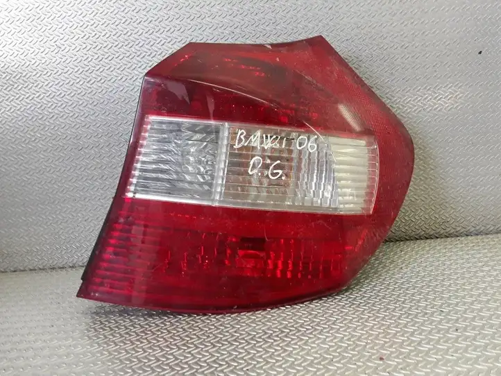 BMW 1 E81 E87 (2004 - 2011) 63216924502 Задний фонарь в кузове — фото 1
