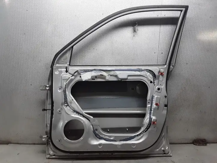 Hyundai Tucson JM (2004 - 2009) Дверь — фото 2