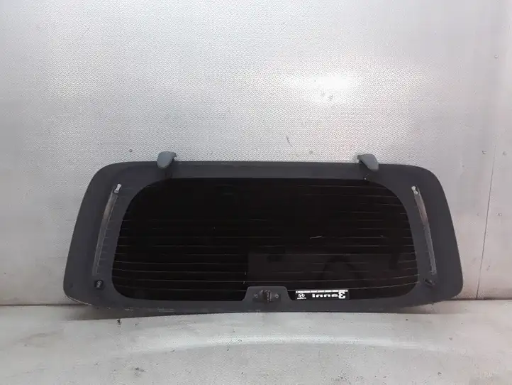 Hyundai Santa Fe (2000 - 2005) Открывающееся стекло крышки багажника — фото 2