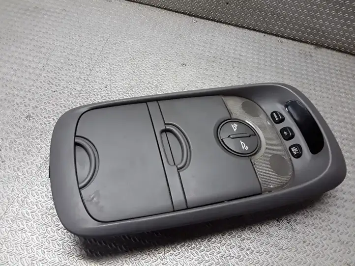 Kia Sorento (2002 - 2006) 0K53E51410 Передняя подсветка — фото 1