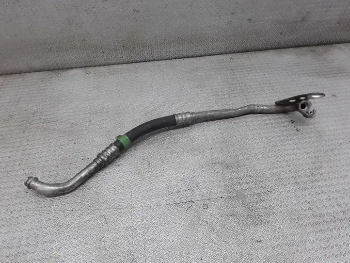 Mercedes-Benz C W203 (2000 - 2007) Трубки и шланги кондиционера — фото 1