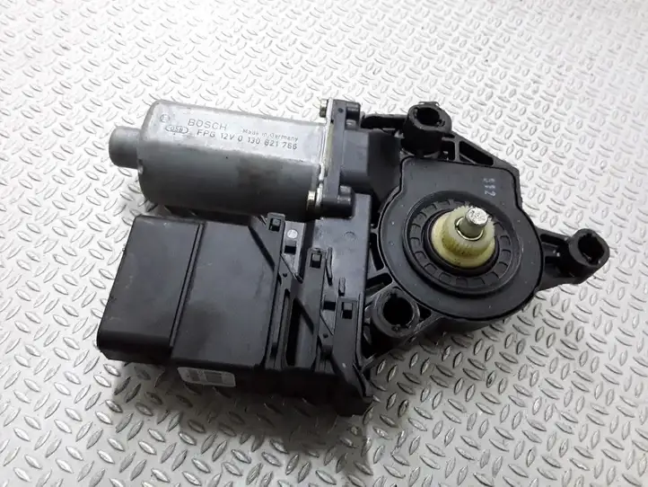 Volkswagen Golf IV (1998 - 2005) 0130821766 Стеклоподъемник задней двери — фото 1